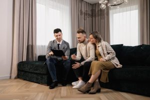 Should I Sell My House to an Investor? Key Pros and Cons