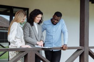 How Long Does an Executor Have to Sell a House? Key Insights